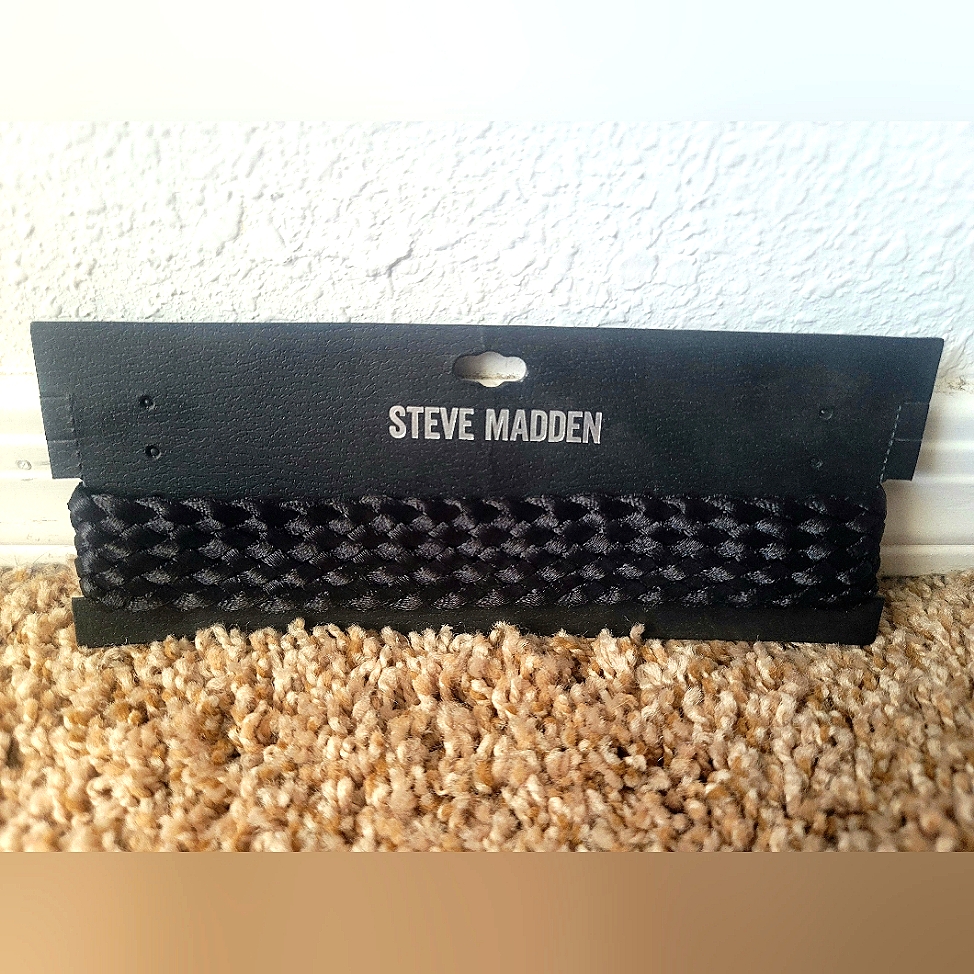 Steve Madden Choker Necklace